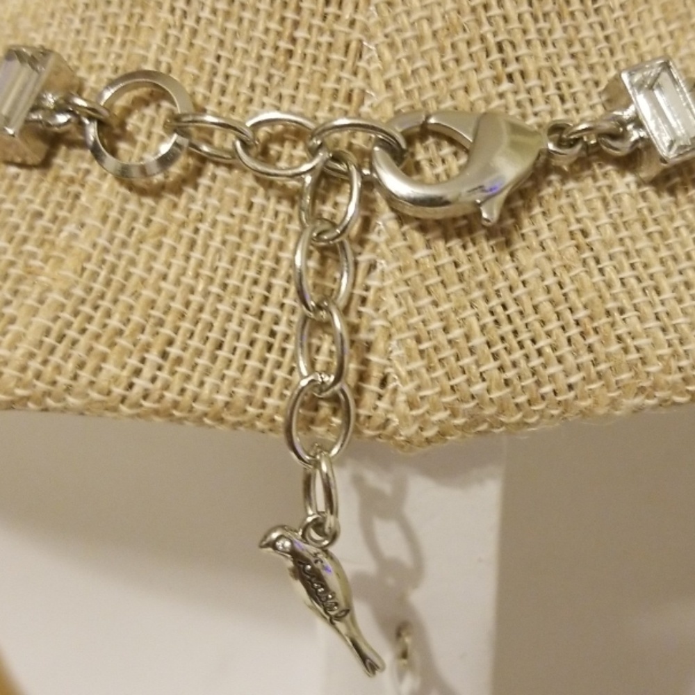 𝅺Chloe& Isabel Necklace and matching pierced earrings - Picture 8 of 8